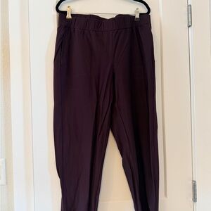 Eileen Fisher crepe Slim Pull-On Trousers in Plum